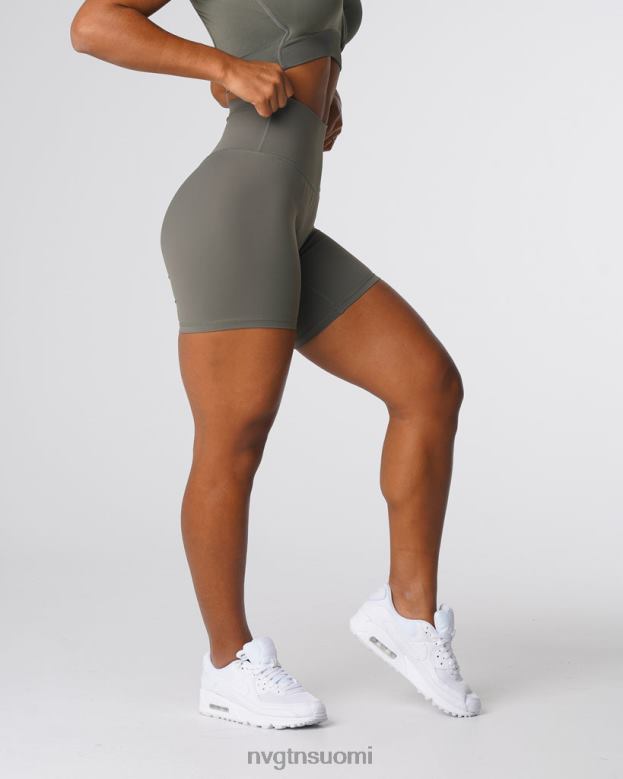 NVGTN Trikoot 8D6ZZ458 NVGTN naiset allekirjoitus 2.0 shortsit khakin vihreä kunto